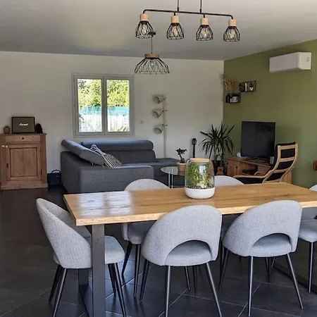 Villa Climatisee Avec Piscine *